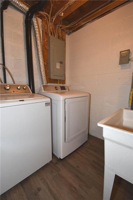 3478 Evergreen Road Pittsburgh, PA 15237 - Photo 23 of 25 Laundry room