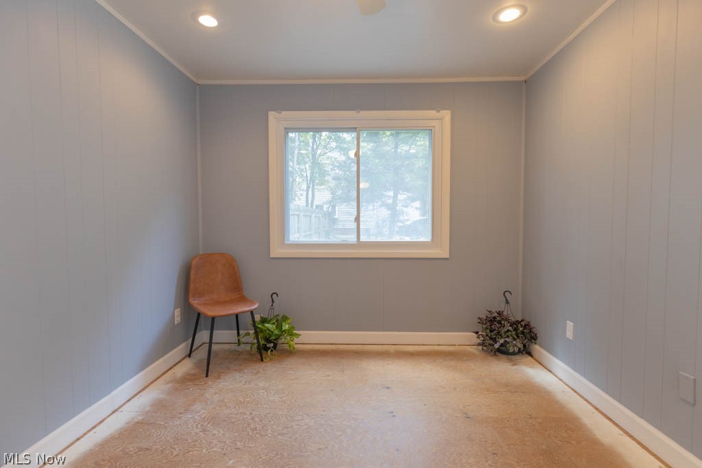 4030 Corwin Road Cleveland, OH 44121 - Photo 18 of 23 Bonus room off of the dining room - great office!