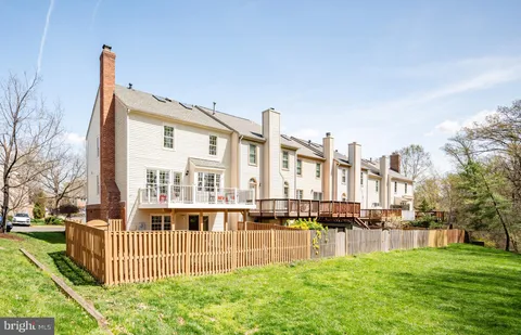 $730,000 | 9433 William Kirk Lane, Burke, VA 22015