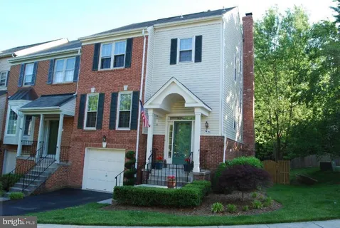 $730,000 | 9433 William Kirk Lane, Burke, VA 22015