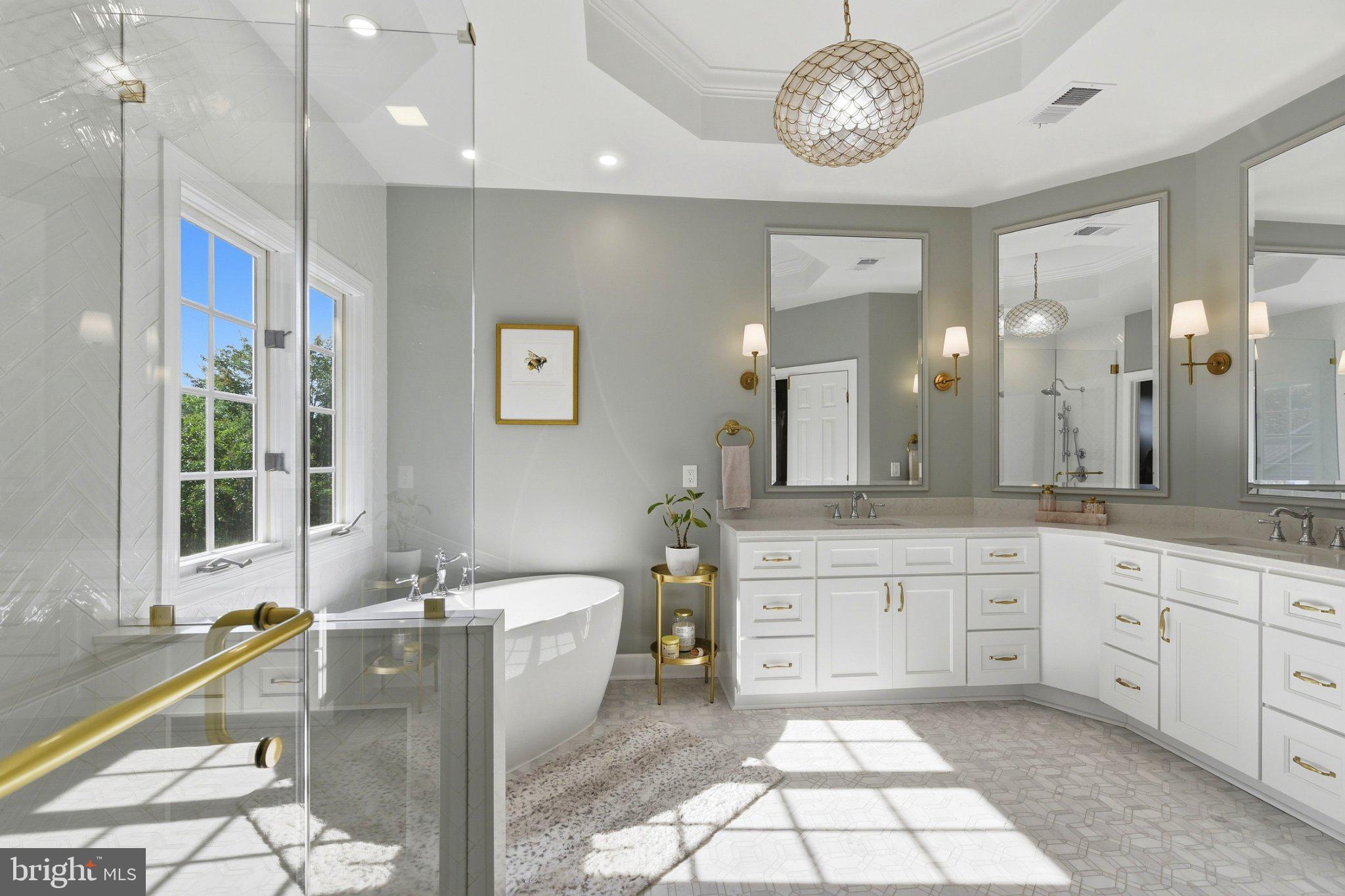 124 Seahawk Lane Edgewater, MD 21037 - Photo 26 of 68 Primary Bathroom