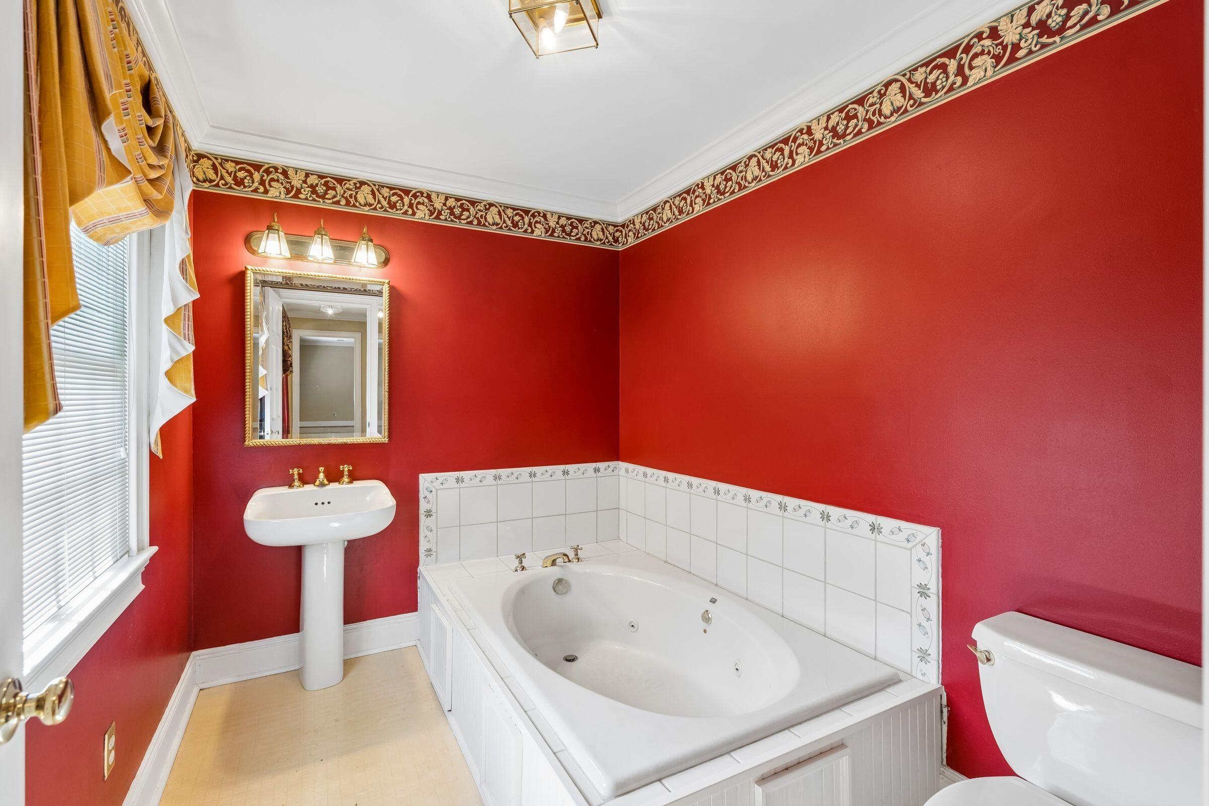 905 Raysor Street St. George, SC 29477 - Photo 32 of 85 032_905wraysorst-keeneyemarketing-050_64