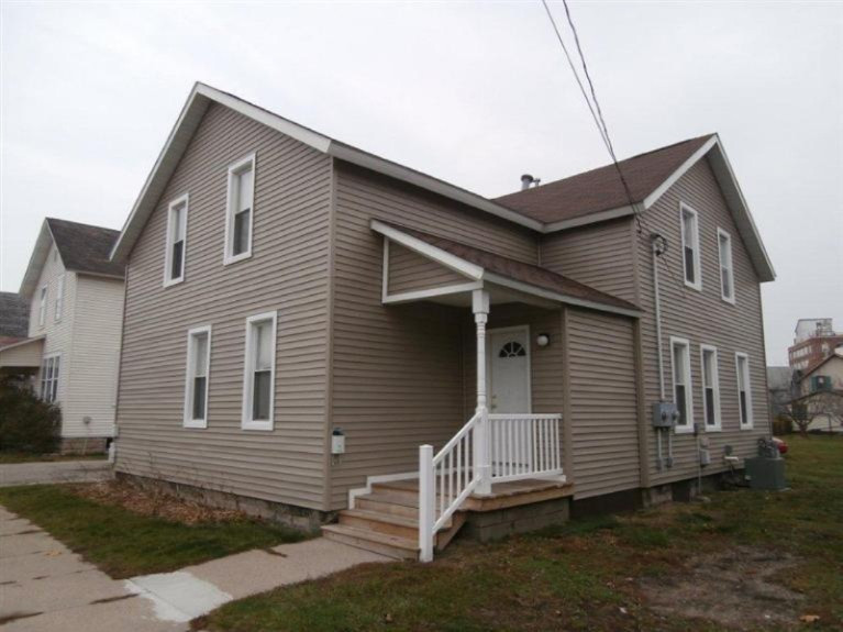 513 Ramsdell Street Manistee, MI 49660 - Photo 1 of 24 Primary Photo