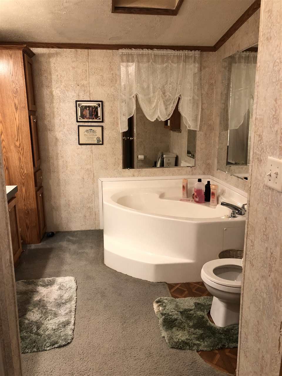 612 East Brown Road Pekin, IN 47165 - Photo 12 of 17 Gallery Image 12