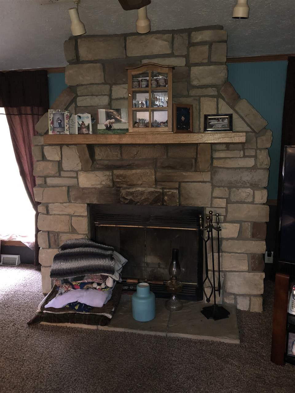 612 East Brown Road Pekin, IN 47165 - Photo 7 of 17 Gallery Image 7