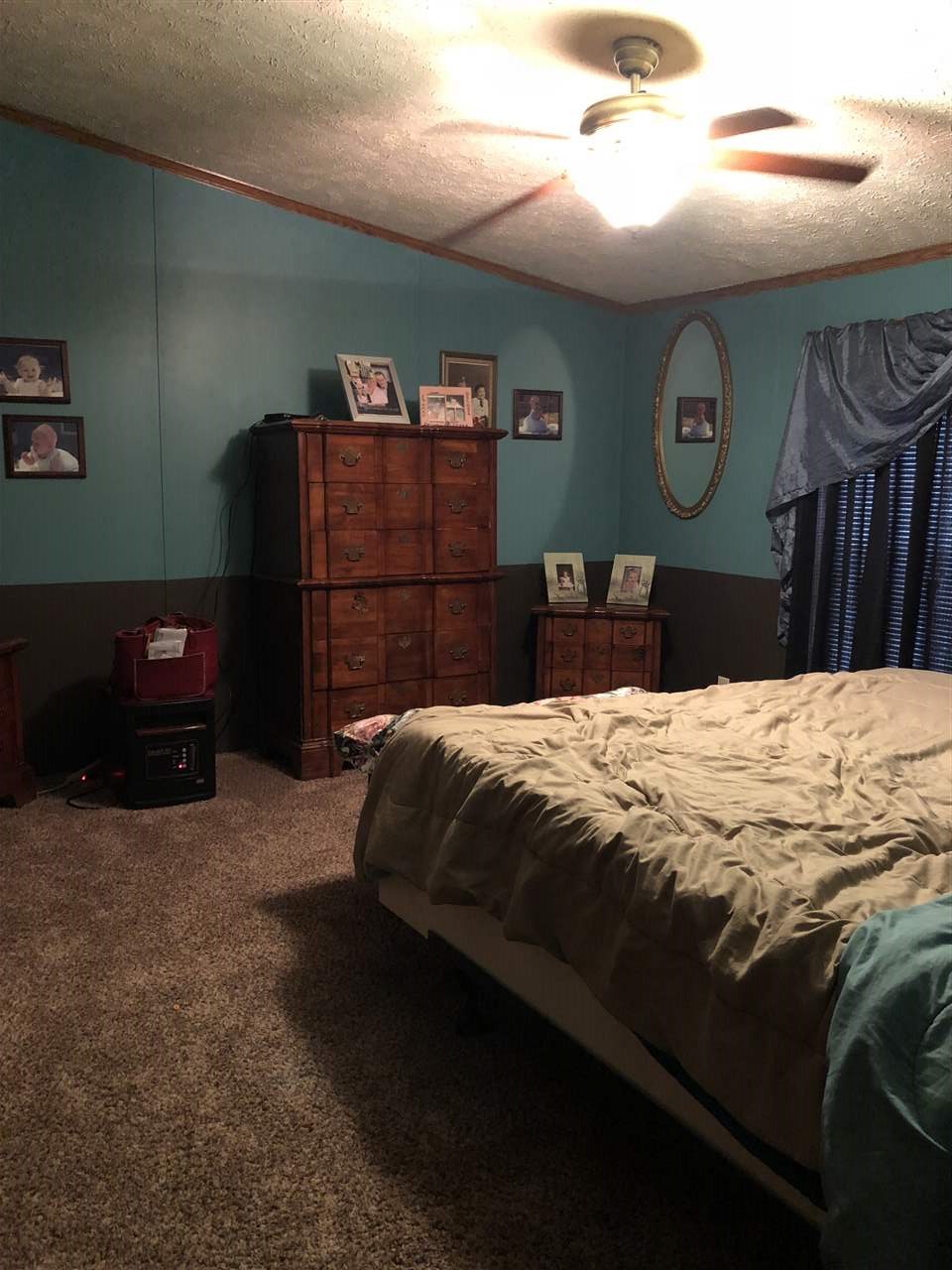 612 East Brown Road Pekin, IN 47165 - Photo 9 of 17 Gallery Image 9