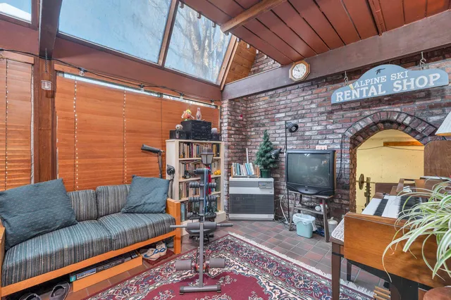 $425,000 | 7 Sundance Road, Unit 4, North Woodstock, NH 03262