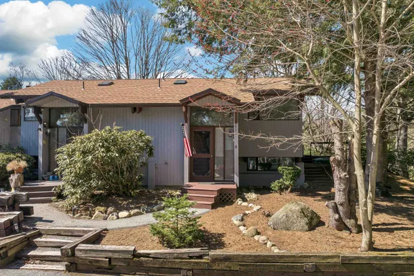 $425,000 | 7 Sundance Road, Unit 4, North Woodstock, NH 03262