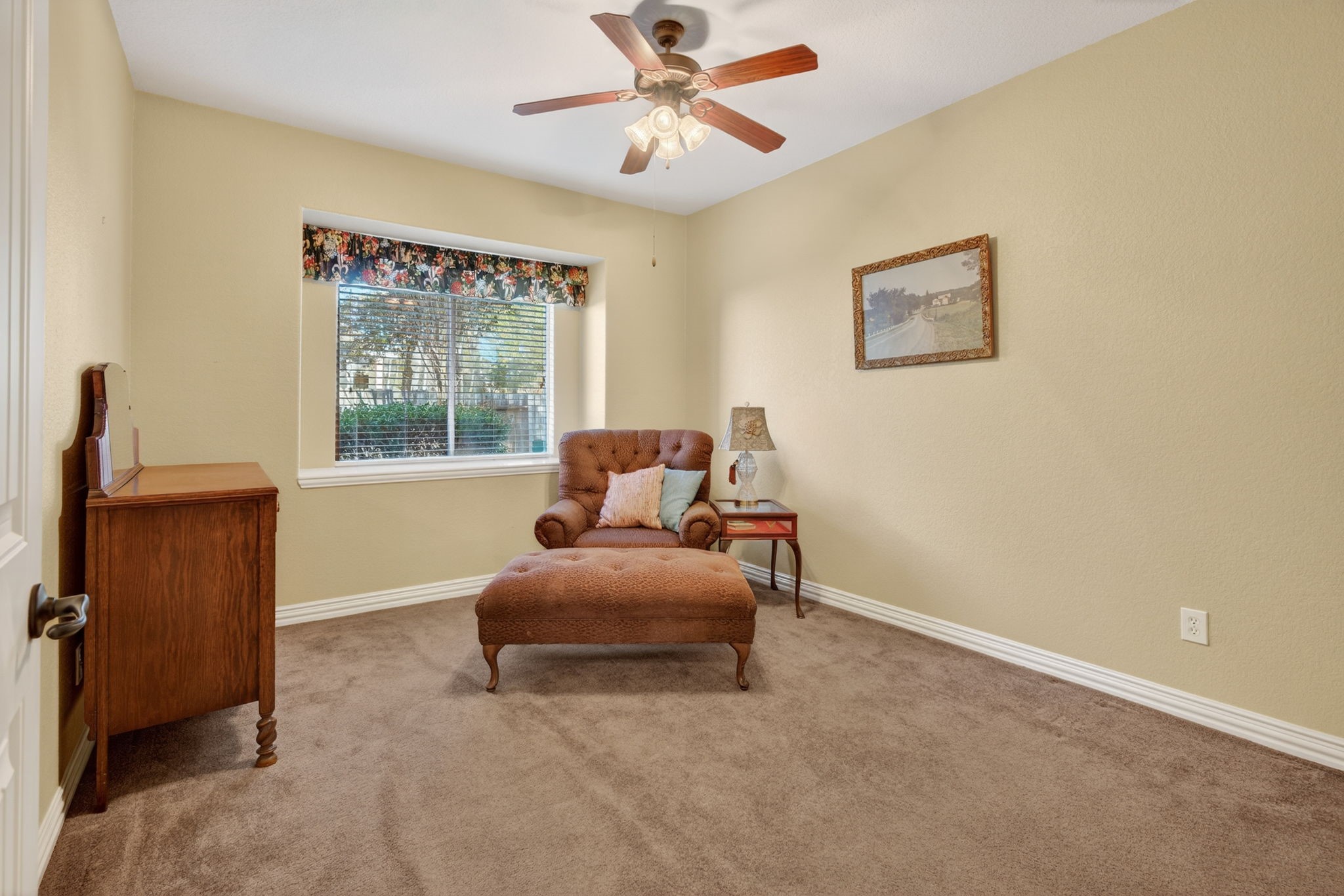194 Maple Grove Drive Conroe, TX 77384 - Photo 16 of 25 a bedroom with a bed and wooden floor