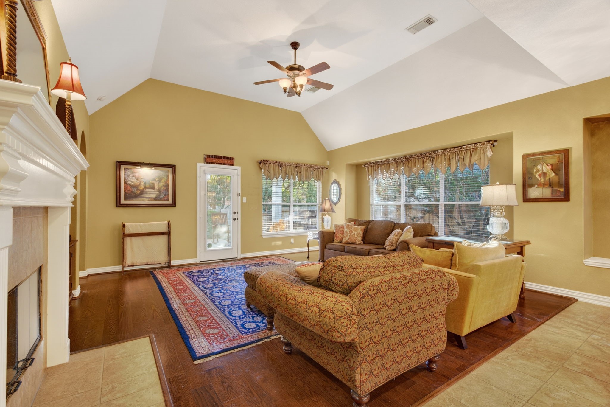 194 Maple Grove Drive Conroe, TX 77384 - Photo 9 of 25 a living room with furniture and a large window