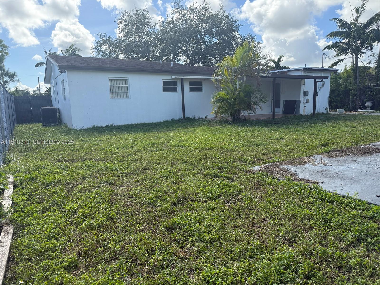 10371 Southwest 201st Terrace Cutler Bay, FL 33189 - Photo 16 of 27