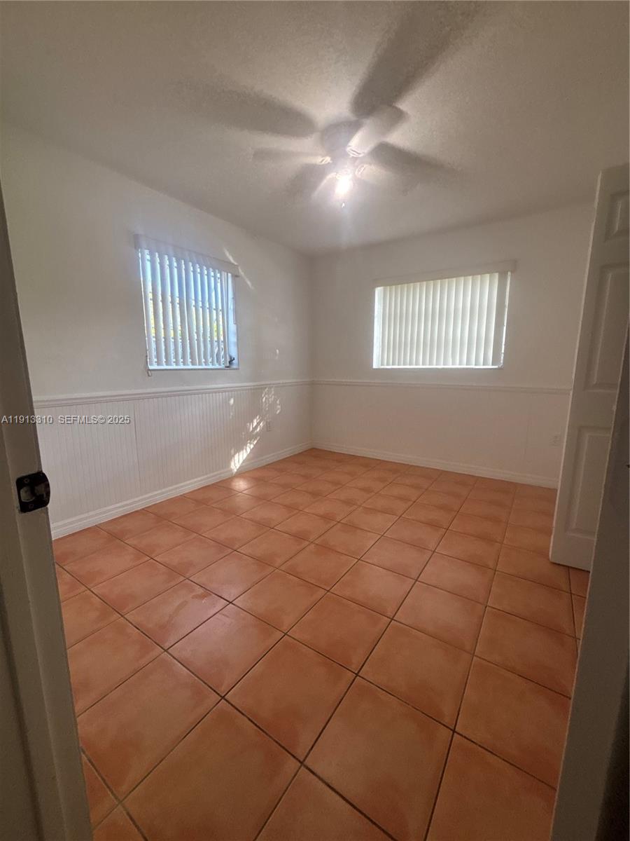 10371 Southwest 201st Terrace Cutler Bay, FL 33189 - Photo 10 of 27