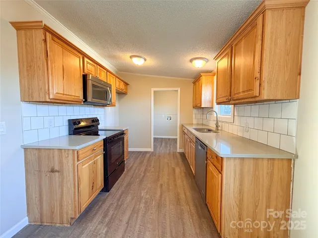 $219,900 | 3596 Gull Street, Hudson, NC 28638