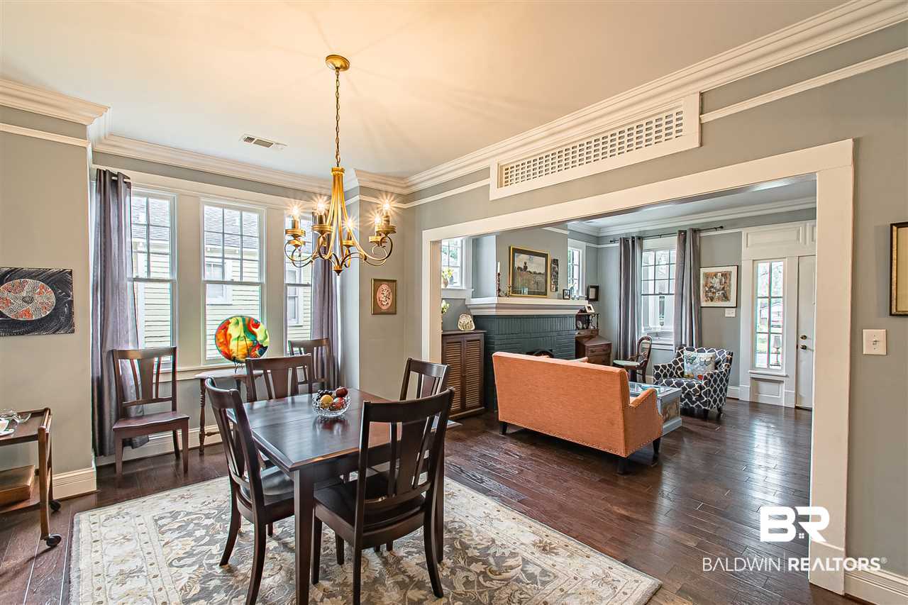 208 Tuttle Avenue Mobile, AL 36604 - Photo 8 of 50
