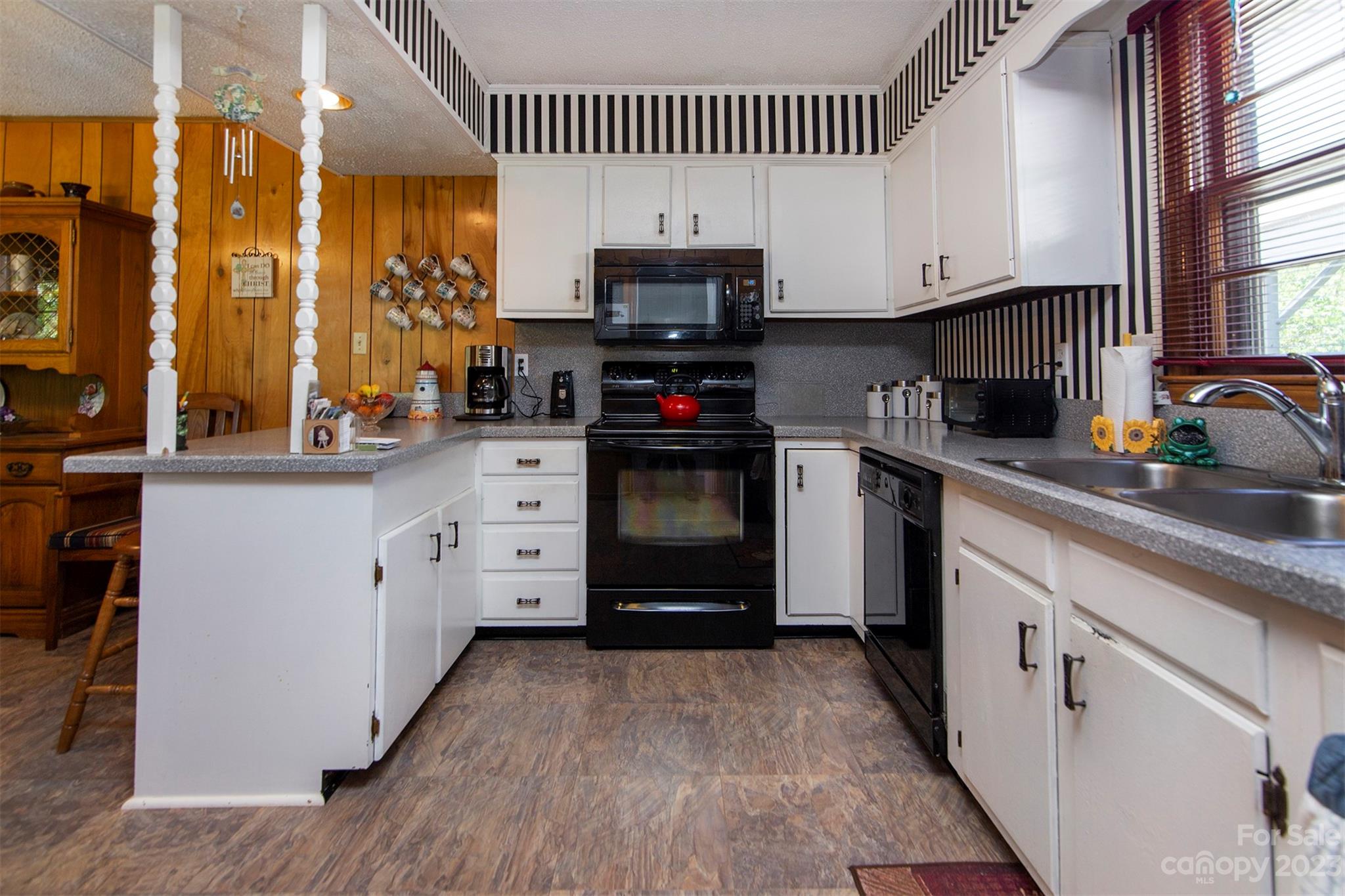 7401 Fox Hunt Road Charlotte, NC 28212 - Photo 12 of 24 Gallery Image 12