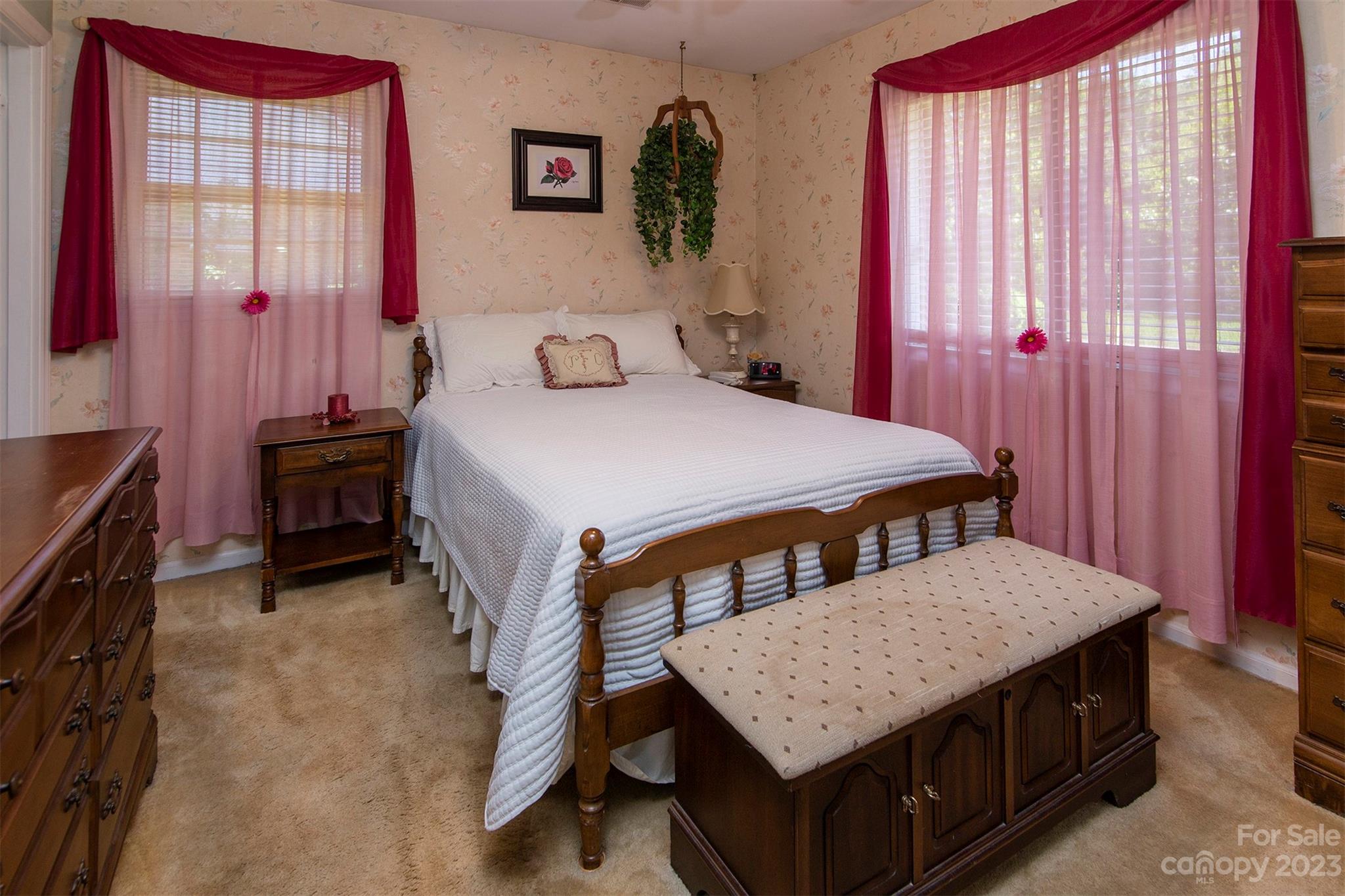 7401 Fox Hunt Road Charlotte, NC 28212 - Photo 16 of 24 Gallery Image 16