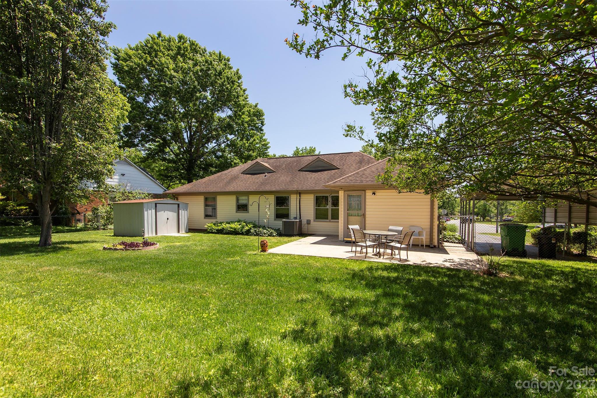 7401 Fox Hunt Road Charlotte, NC 28212 - Photo 23 of 24 Gallery Image 23