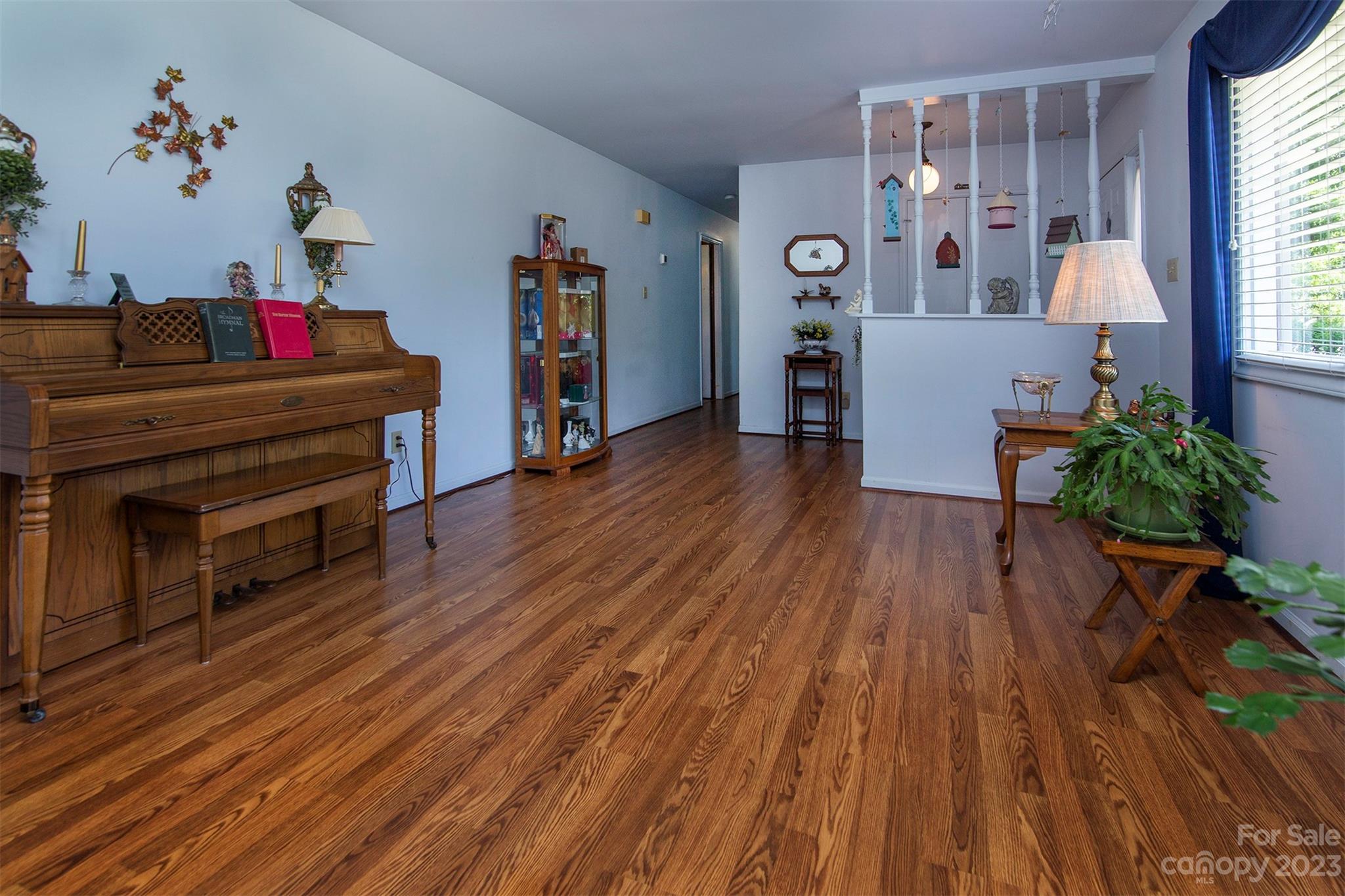 7401 Fox Hunt Road Charlotte, NC 28212 - Photo 6 of 24 Gallery Image 6
