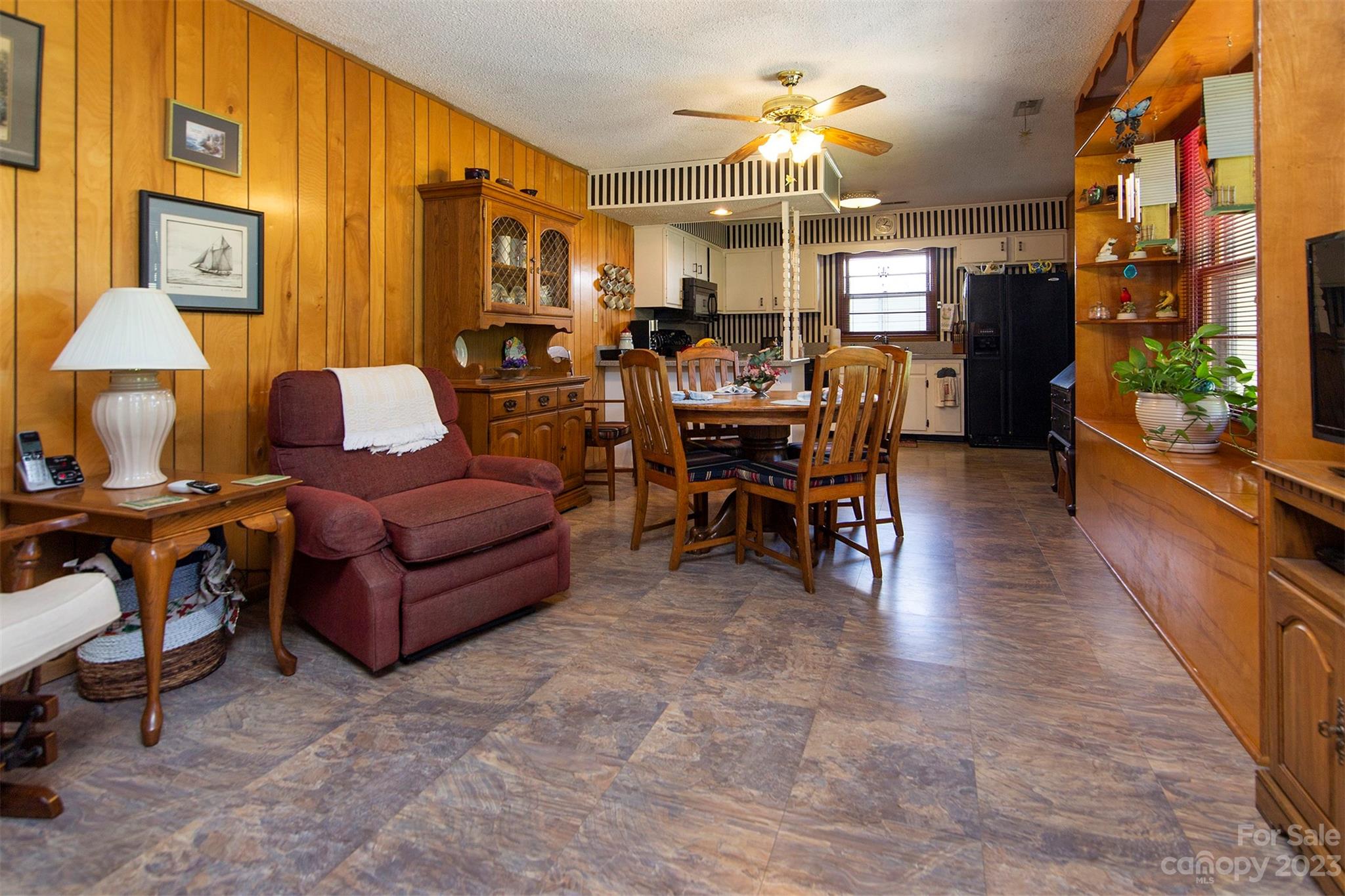 7401 Fox Hunt Road Charlotte, NC 28212 - Photo 9 of 24 Gallery Image 9