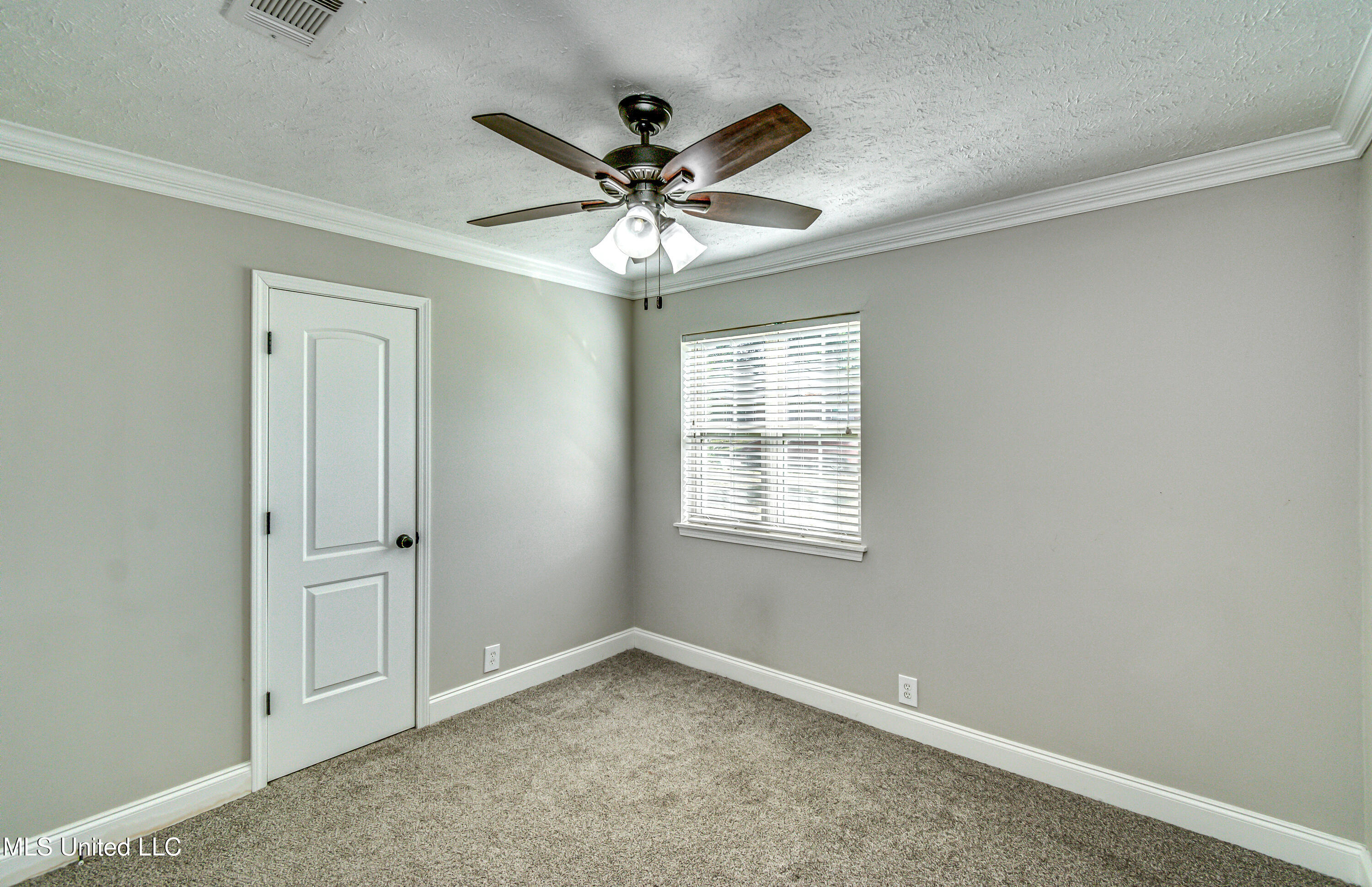 159 Post Hill Road Brandon, MS 39042 - Photo 16 of 31 159 Post HIll Rd-18
