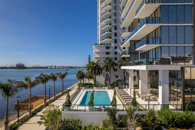 $3,400,000 | 788 Northeast 23rd Street, Unit 3202, Miami, FL 33137