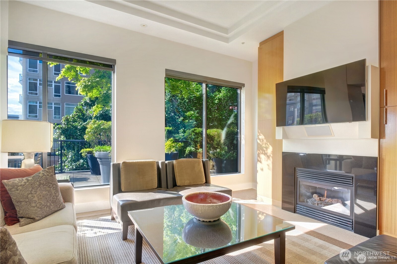 2721 1st Avenue, Unit PH06 Seattle, WA 98121 - Photo 22 of 30