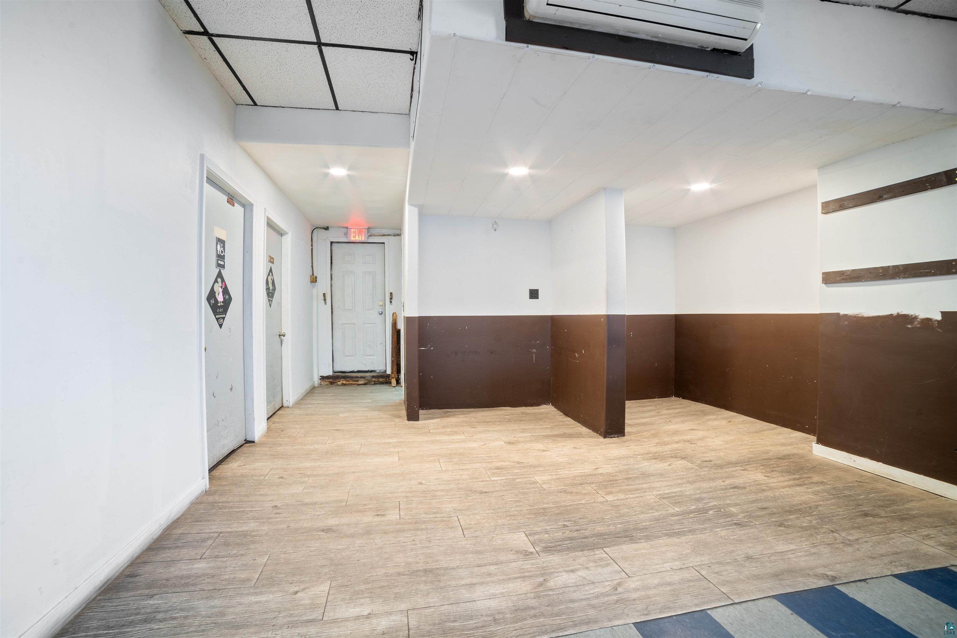 1321 Commonwealth Avenue Duluth, MN 55808 - Photo 17 of 29