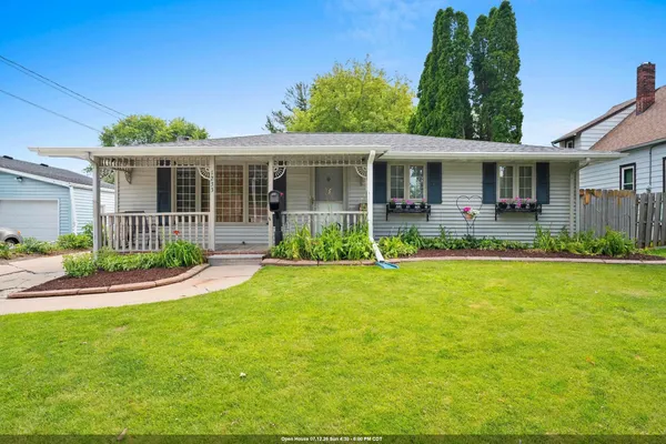 $250,000 | 1233 Western Avenue, Green Bay, WI 54303