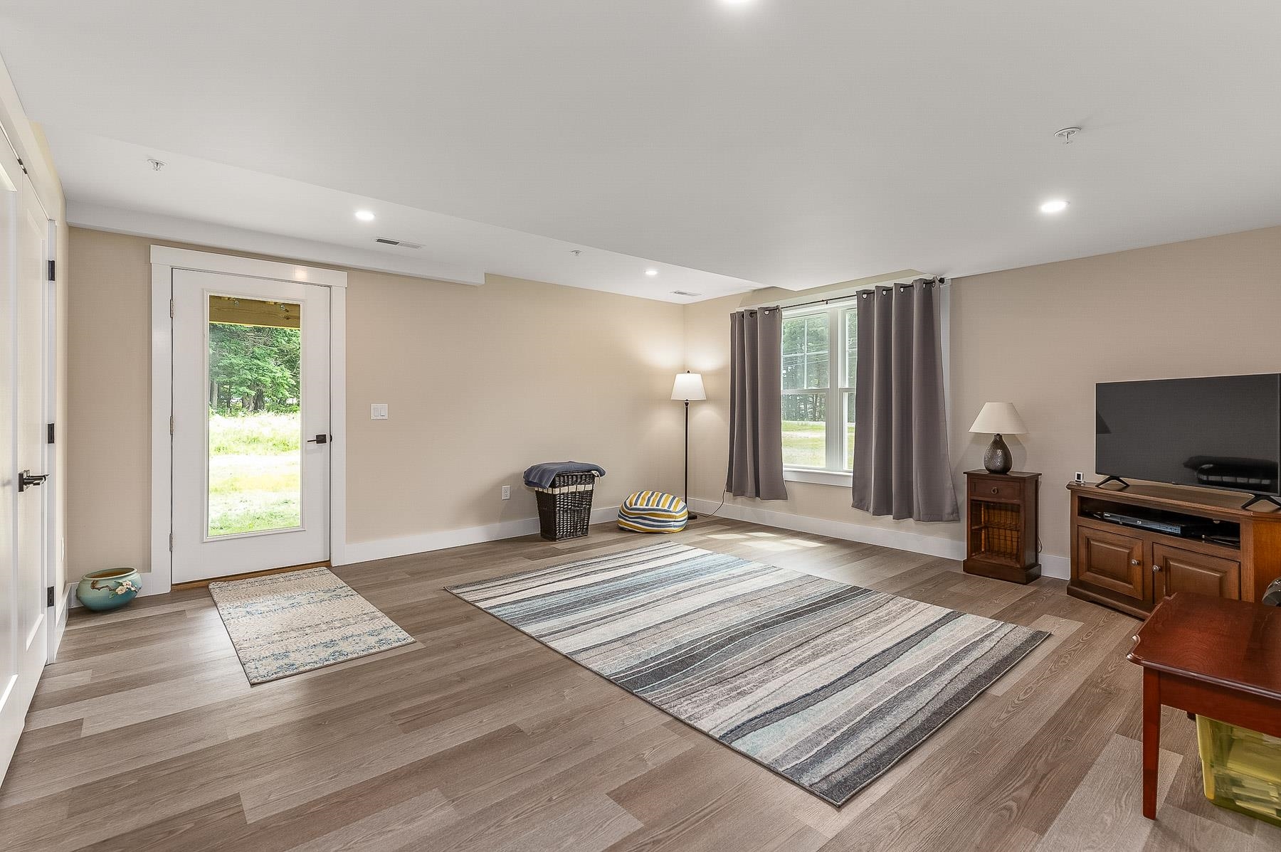 3 Thompson Road North Hampton, NH 03862 - Photo 17 of 29