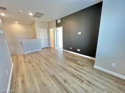 $2,282 | 206 Callen Falls Avenue, Unit 1511, Henderson, NV 89011