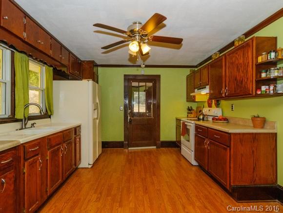 3512 Newfound Road Canton, NC 28716 - Photo 8 of 22