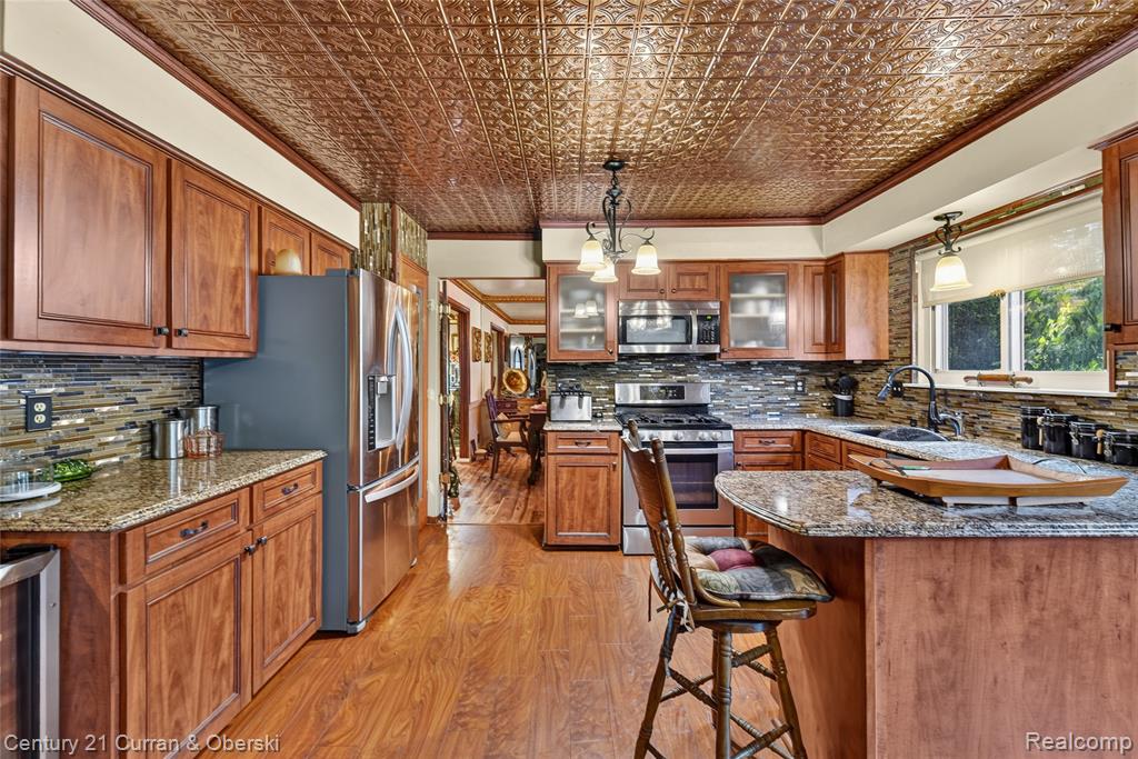 45331 Rector Drive Canton, MI 48188 - Photo 36 of 55
