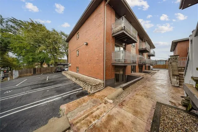 $155,000 | 4213 Clark Avenue, Unit 1, Kansas City, MO 64111