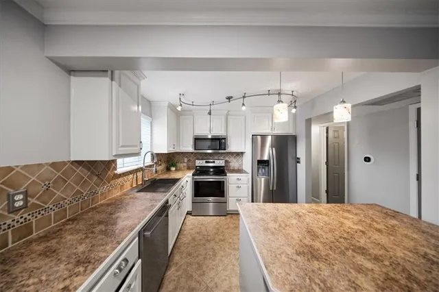 $155,000 | 4213 Clark Avenue, Unit 1, Kansas City, MO 64111