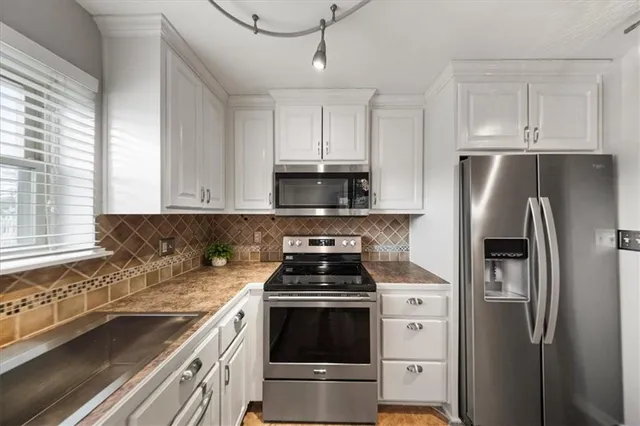 $155,000 | 4213 Clark Avenue, Unit 1, Kansas City, MO 64111