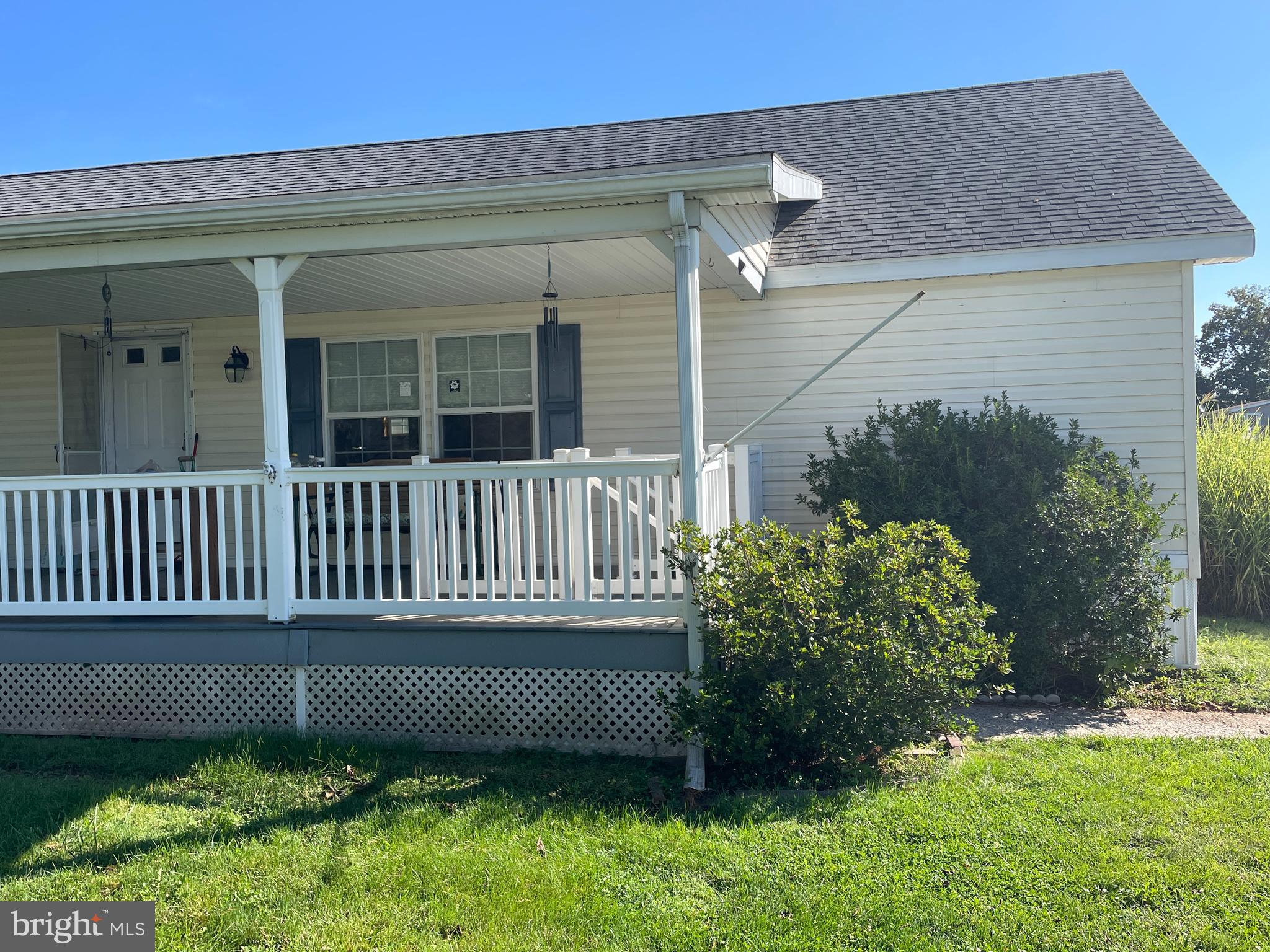 307 Ridge Road Elizabethtown, PA 17022 - Photo 8 of 73 Large covered porch