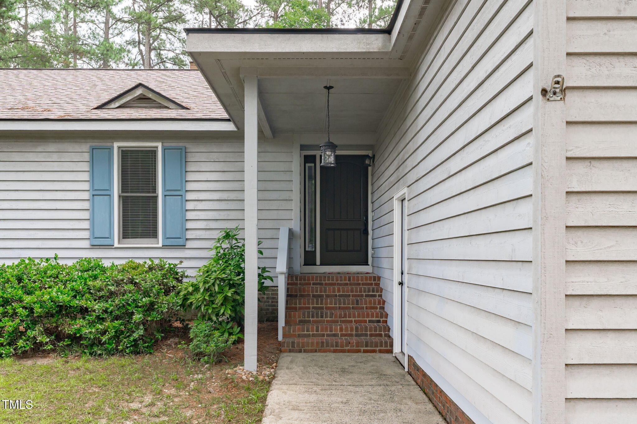502 Hillcrest Road Apex, NC 27502 - Photo 4 of 48 4