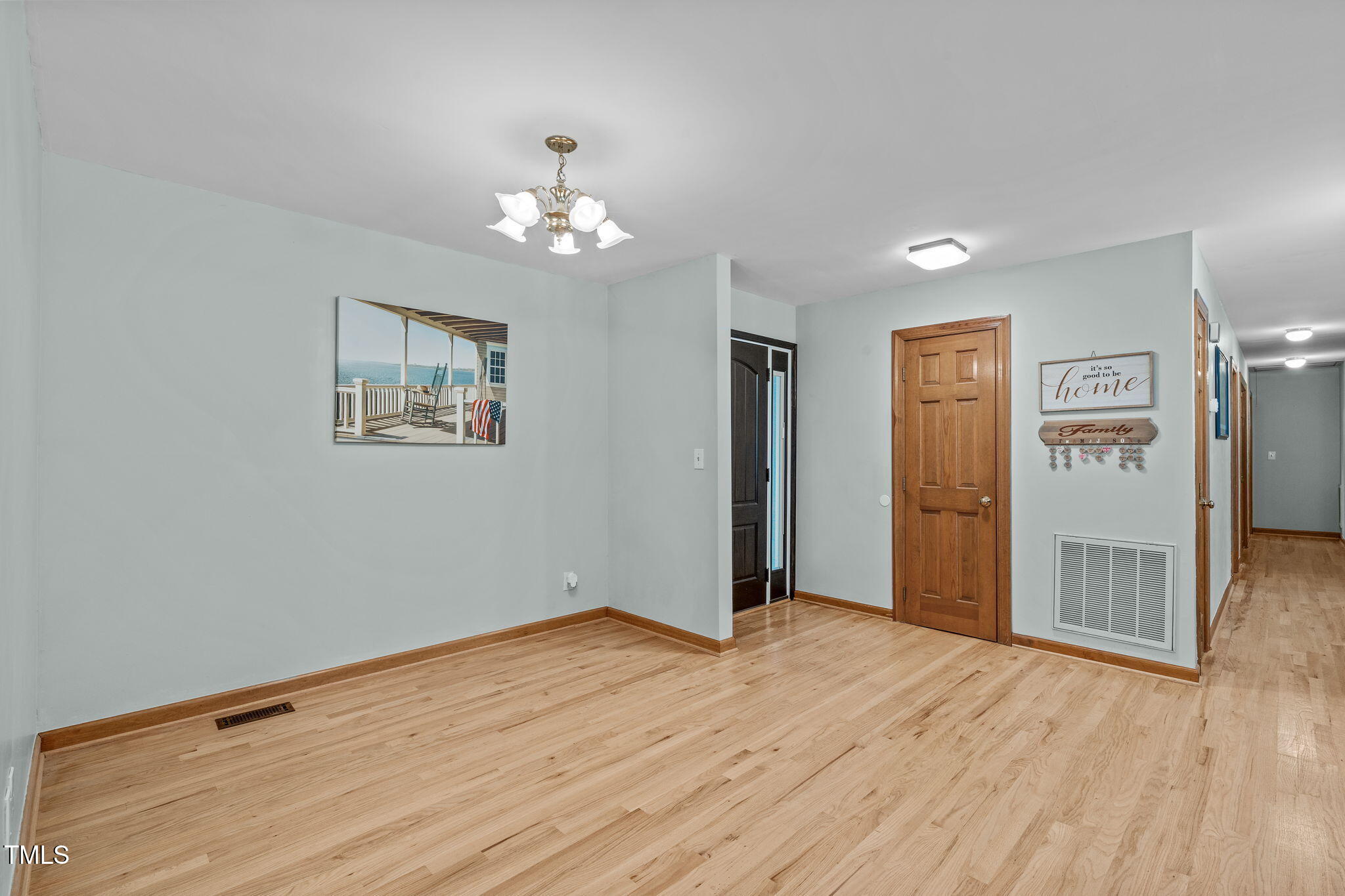 502 Hillcrest Road Apex, NC 27502 - Photo 7 of 48 7