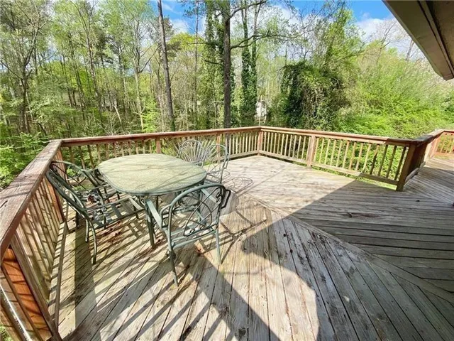 $2,795 | 1593 Bubbling Creek Road Northeast, Brookhaven, GA 30319