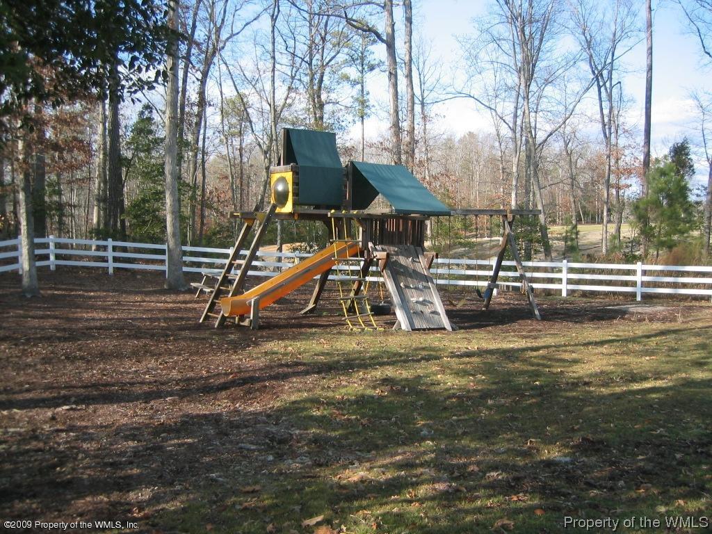 3081 Ridge Drive Toano, VA 23168 - Photo 5 of 6 Gallery Image 5