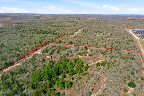 $525,000 | 1310 Perry Lane, Thorndale, TX 76577