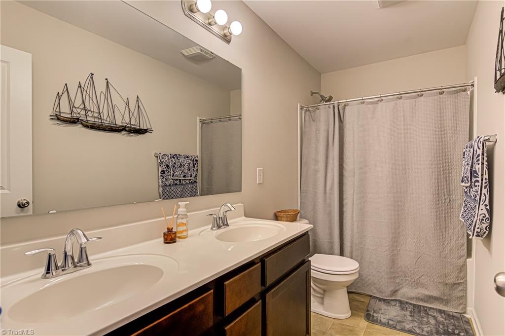 6660 Ridge Bluff Drive Rural Hall, NC 27045 - Photo 21 of 36