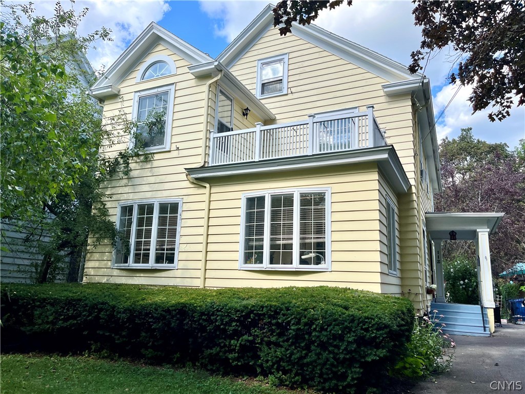 112 Rugby Road Syracuse, NY 13206 - Photo 2 of 48 Gallery Image 2