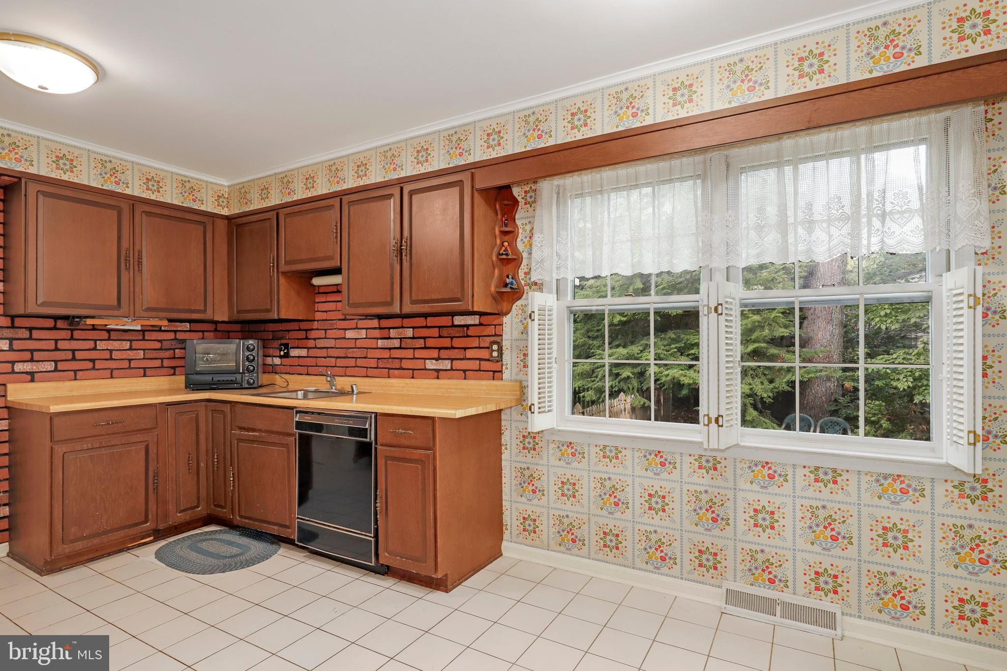 2 Emerson Road Severna Park, MD 21146 - Photo 15 of 64 Gallery Image 15