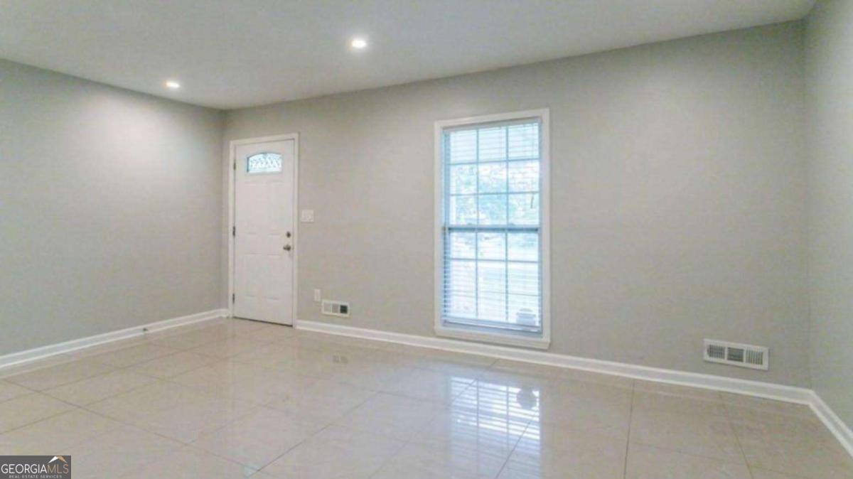 3409 Hyland Drive Decatur, GA 30032 - Photo 12 of 24