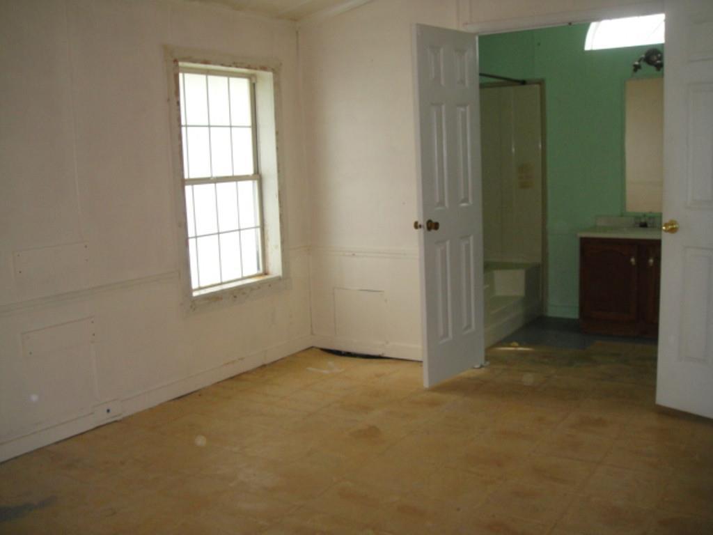 169 Back Road Burlington, ME 04417 - Photo 5 of 18 Photo
