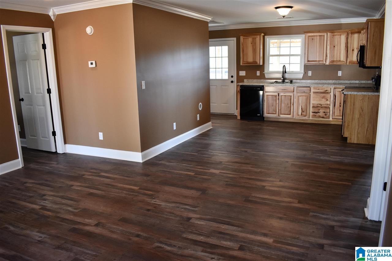 660 Guinns Cove Road Hayden, AL 35079 - Photo 5 of 18