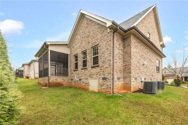 $475,000 | 4671 Olivine Lane, Pfafftown, NC 27040