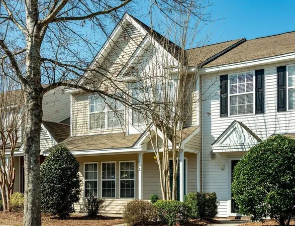 $1,900 | 102 Yellow Hawthorn Circle, Summerville, SC 29483
