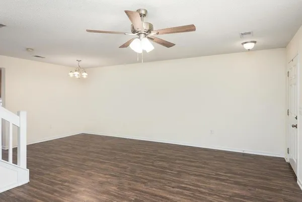 $1,900 | 102 Yellow Hawthorn Circle, Summerville, SC 29483